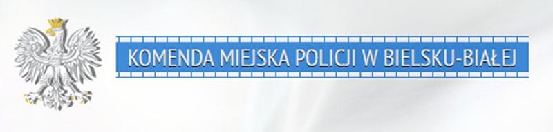 Na zdjęciu znajduje się orzeł z napisem Komenda Miejska Policji w Bielsku-Białej
